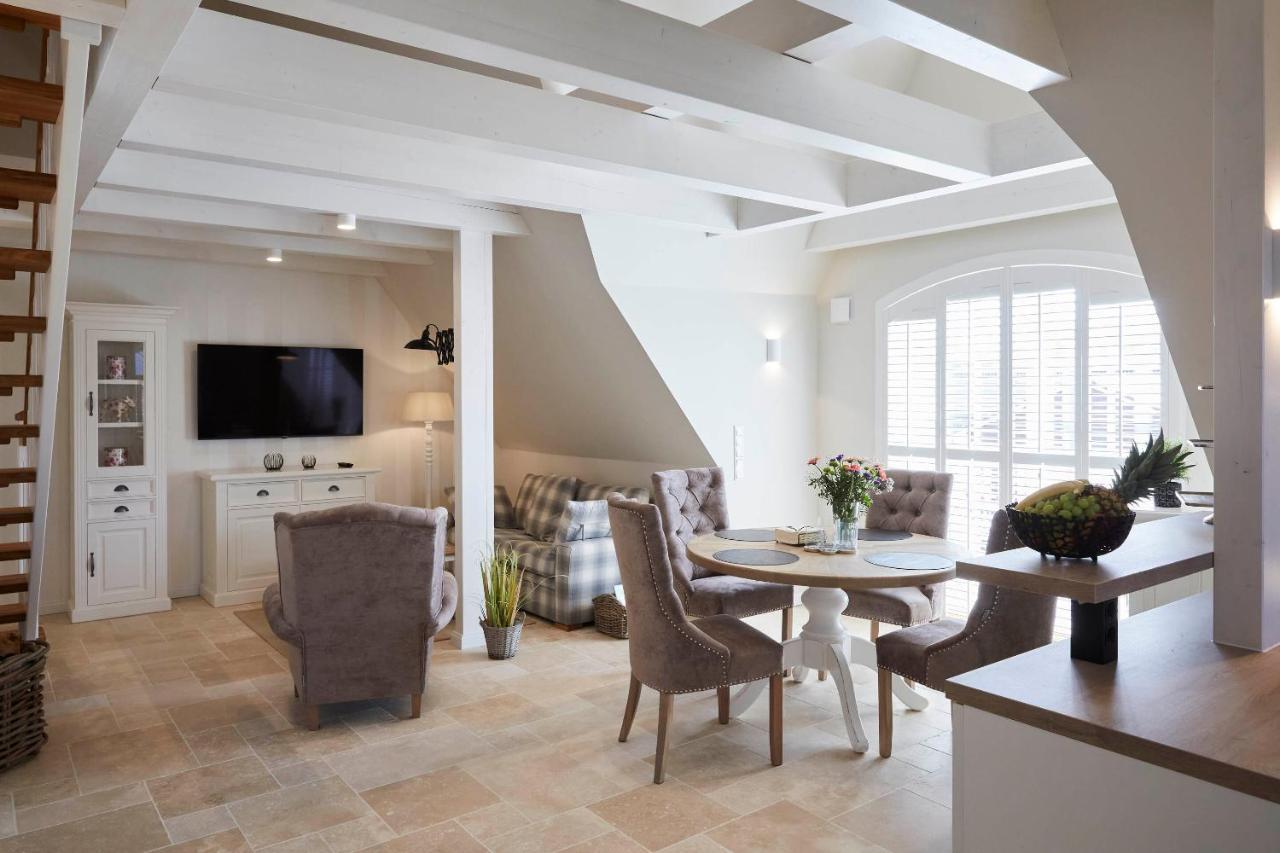 Reethus "De Tweeling" Haushaelfte Villa Busum Bagian luar foto